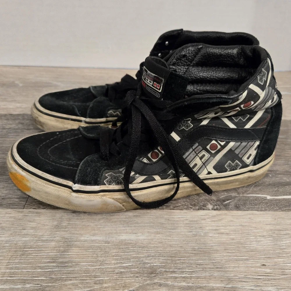 Vans Nintendo NES GAME OVER Controller SK8-HI Hightop Shoes Mens Sz 5 womens 6.5